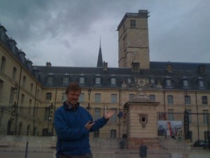 S in Dijon